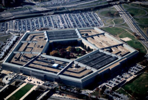 Геґсет усунув командувача з переговорів щодо України – The Telegraph