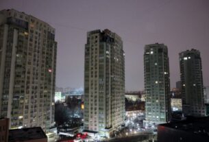 Укренерго пояснило, чому в одних регіонах світло вимикають надовше, ніж в інших