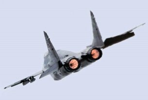 Навроцький не знає про плани свого міністерства передати літаки МіГ Україні