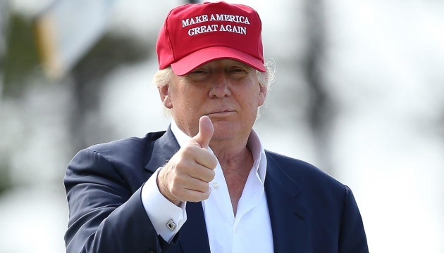 Скандал навколо файлів Епштейна набирає обертів: нові подробиці справи