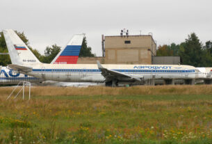 росія повертає в експлуатацію старі літаки через гострий дефіцит авіапарку