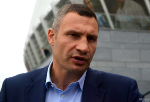 Кличко вдруге закликав киян за можливості виїхати за місто