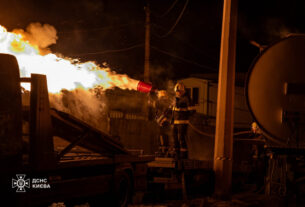 Потрібно відповідати силою: Зеленський про нічну атаку рф