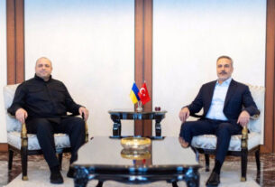 Умєров у Туреччині зустрівся з очільником МЗС