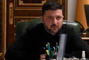 Зеленський: Майже 60% відсотків Києва залишається без світла