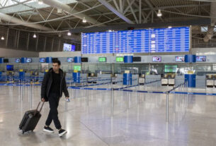 У Греції через технічний збій тимчасово зупинили авіарейси