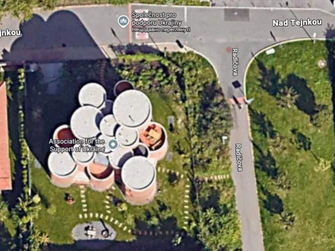 На картах Google будинок антиукраїнського спікера парламенту Чехії позначили як