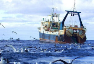 Велика Британія розглядає застосування збройних сил для затримання танкерів