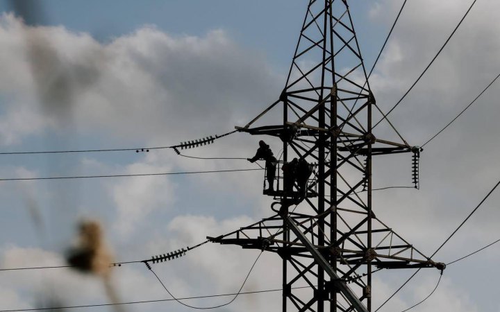 Через обстріли є знеструмлення у чотирьох областях України