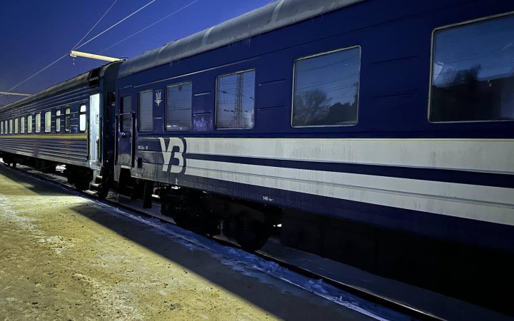 Через загрозу обстрілів Укрзалізниця змінює маршрути на Сумщині