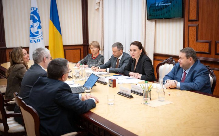 МВФ затвердив для України чотирирічну програму фінансування на понад 8 млрд доларів