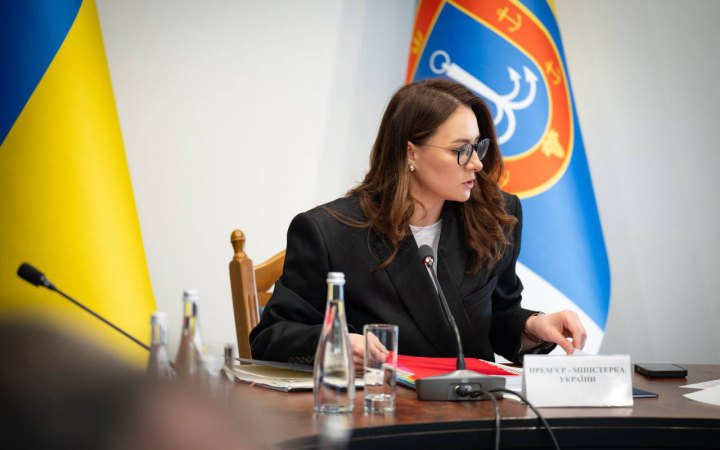 Свириденко: Понад 14 000 працівників ремонтно-відновлювальних бригад отримають доплати за лютий