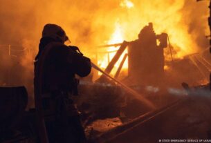 РФ вдарила по Сумах: 11 травмованих, горіла багатоповерхівка