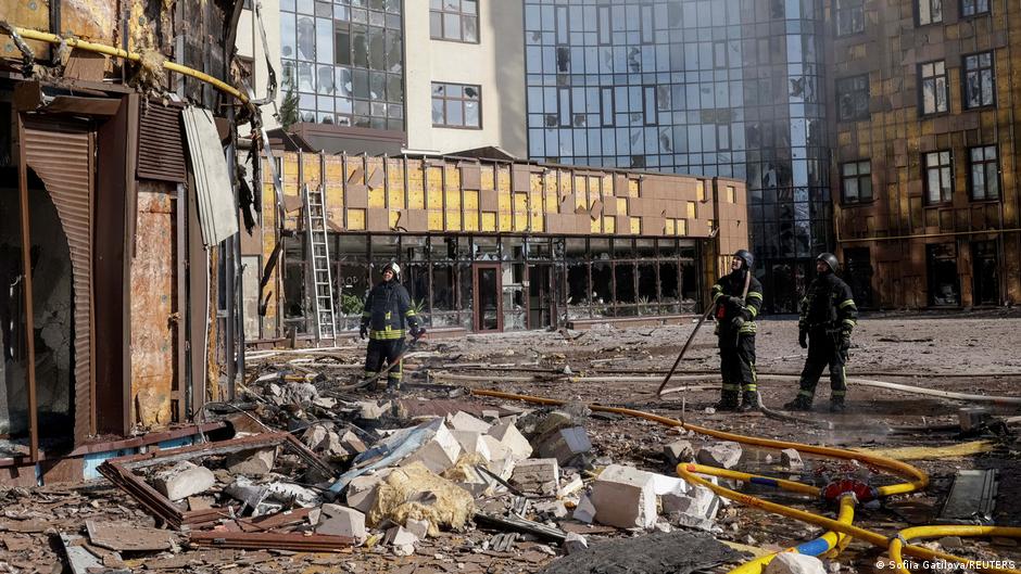 РФ змінює тактику атак по Україні, масовано б'є посеред дня