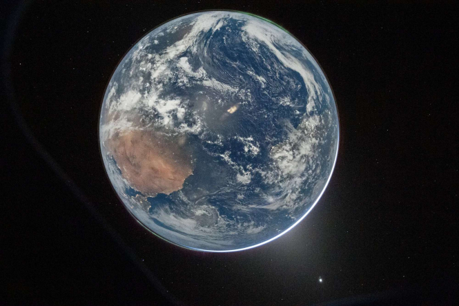 NASA вперше за 54 роки показало унікальний знімок Землі