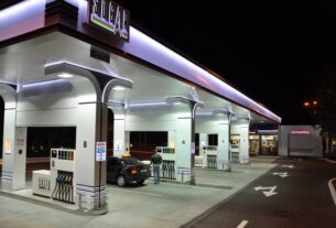 російський уряд заборонив експорт бензину