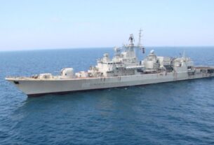 ЗСУ вдарили по російському фрегату в Новоросійську та підпалили нафтовий термінал