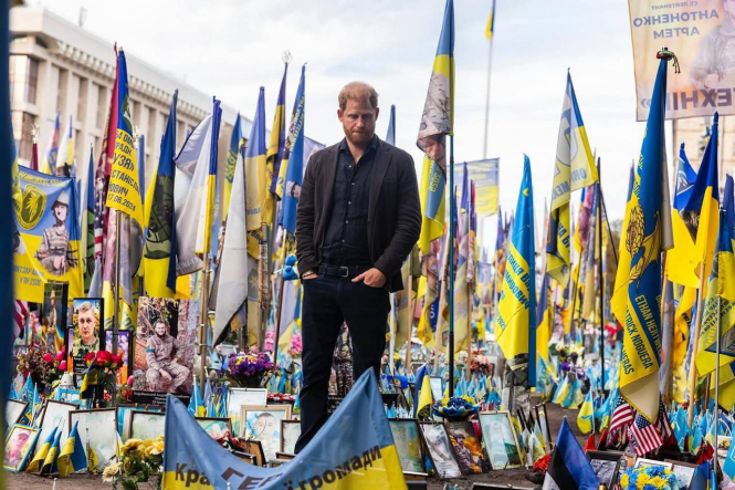Принц Гаррі прибув з несподіваним візитом до України