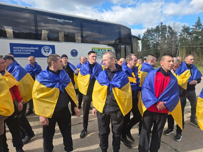 З російського полону повернулися ще 193 українських військові