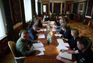 Україна ввела санкції проти росіян і компаній, які забезпечують російський ВПК