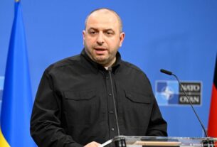 Умєров обговорює в Берліні безпекові питання - речниця
