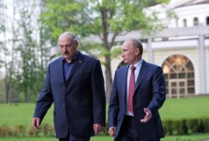 путін шантажує лукашенка для відкриття
