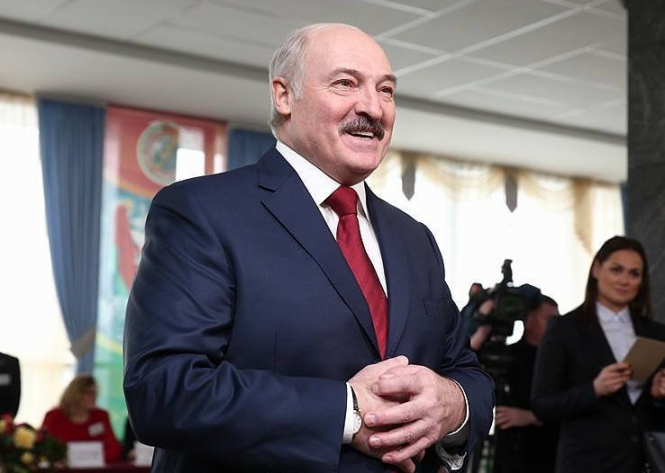 Понад 500 заводів білорусі працюють на російську армію – AP