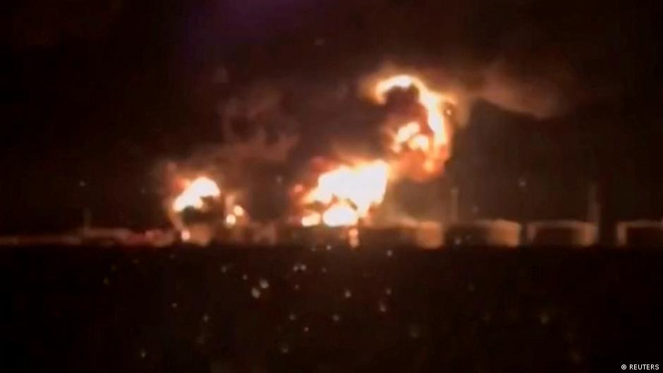Після атаки дронів в Усть-Лабінську в РФ запалала нафтобаза