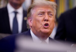 Трамп передумав брати збір за Ормузьку протоку