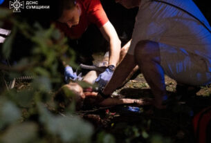 росія вдарила авіабомбами по центру Сум: серед загиблих дитина