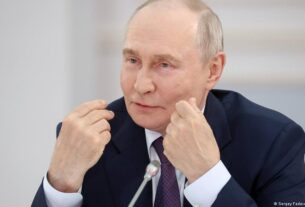 Путін розповів, як удари по Києву "допомагають" армії РФ