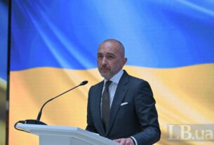 НБУ значно збільшив ліміти по картках на купівлю та зняття валюти
