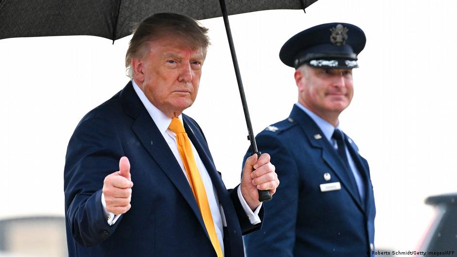 Трамп привітав АдН з перемогою: Популісти на підйомі