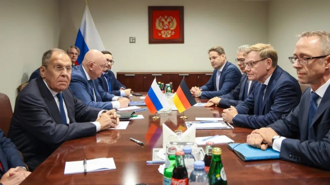 Глава МЗС Німеччини уперше з 2022 року зустрівся з Лавровим у Нью-Йорку