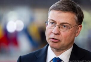 Домбровскіс: За час великої війни Київ отримав від ЄС 228 млрд євро