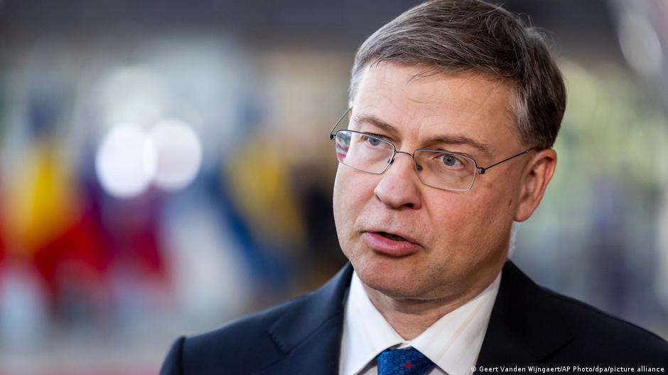 Домбровскіс: За час великої війни Київ отримав від ЄС 228 млрд євро