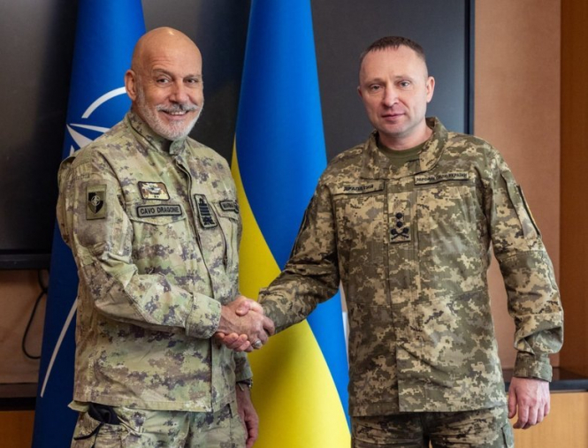 Військові представники всіх країн НАТО відвідали Київ уперше за вісім років