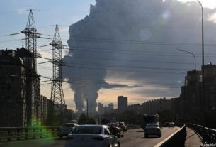 Атака дронів на Петербург: уражено нафтовий термінал і дата-центр VK